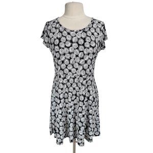 MICHAEK KORS Women Mini Fit &Flare Dress Size L Black White Floral Crew Neck 77P